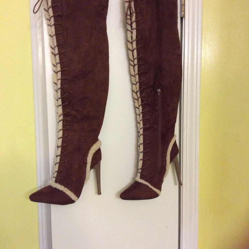 Shoe Dazzle boots size 8 1/2